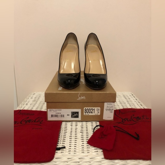 Black Patent Christian Louboutin 40 - Picture 1 of 8